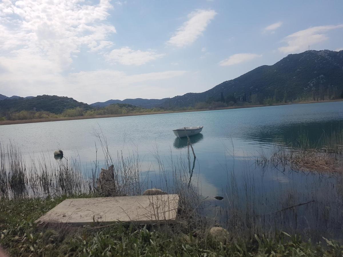 Six Bedroom Holiday Home Matea โพลเช ภายนอก รูปภาพ