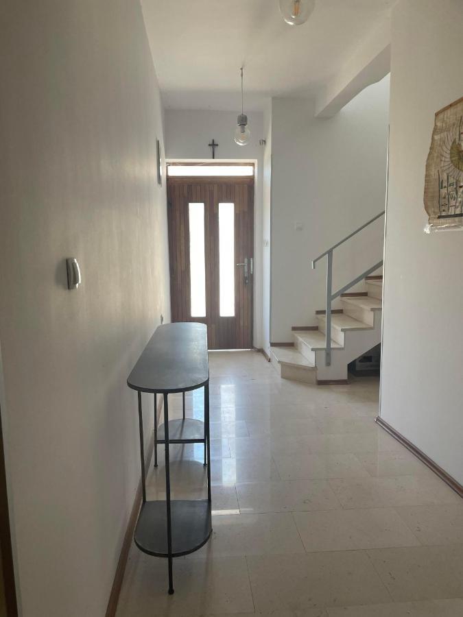 Six Bedroom Holiday Home Matea โพลเช ภายนอก รูปภาพ