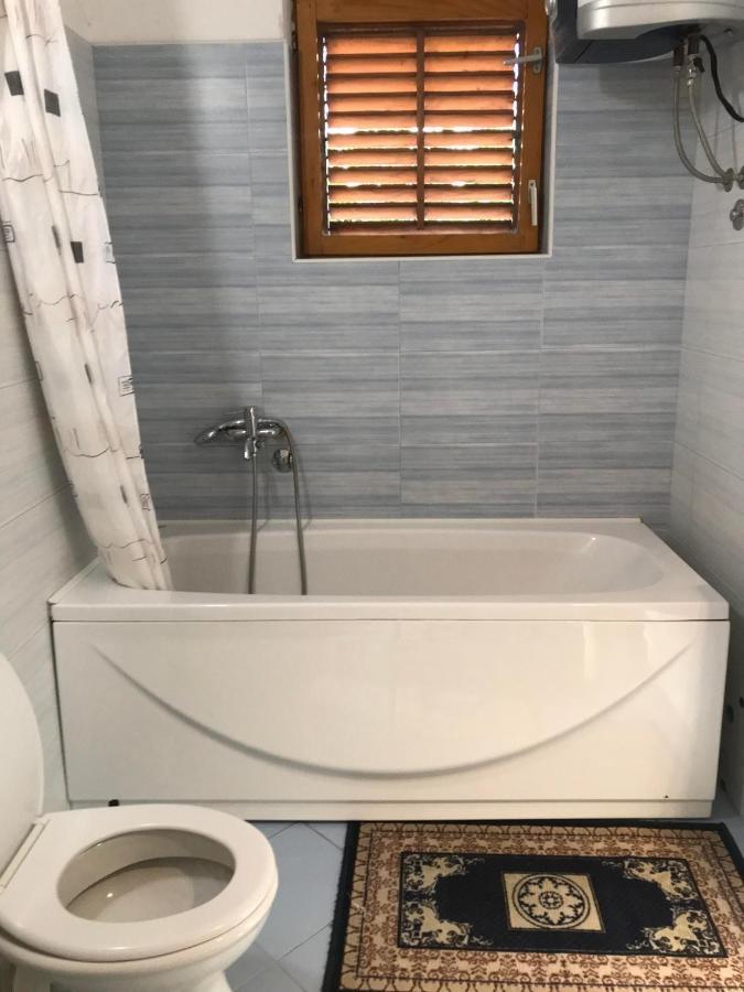 Six Bedroom Holiday Home Matea โพลเช ภายนอก รูปภาพ