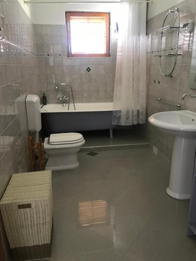 Six Bedroom Holiday Home Matea โพลเช ภายนอก รูปภาพ
